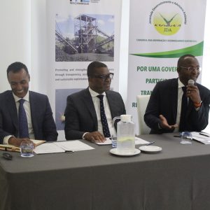 Análise e Identificação das lacunas do processo de reassentamento em Moçambique